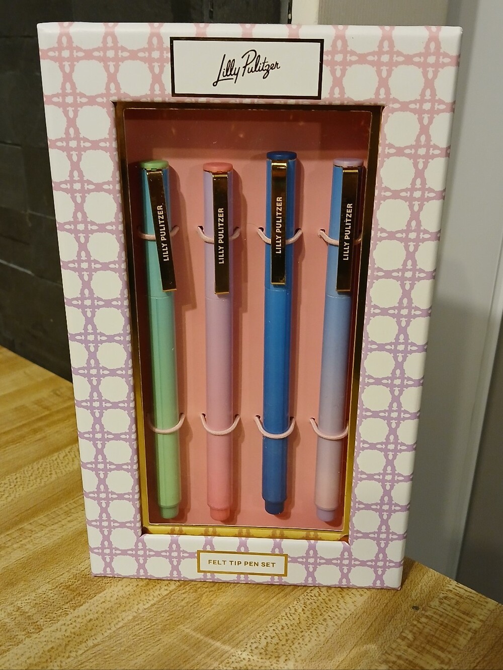 Lilly Pulitzer Pastel Felt Tip Pen Set - Mint, Pink, Blue, Lavender